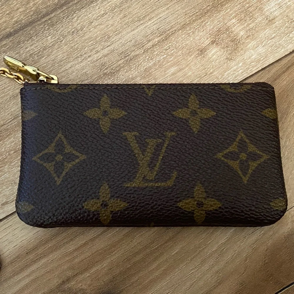 Sold - Picture 2 of 11